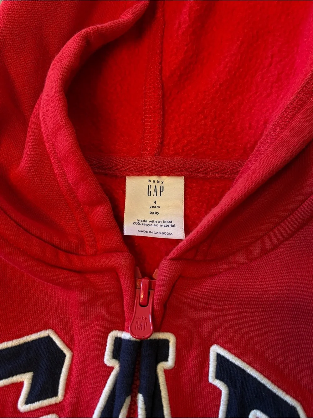 GAP bright red