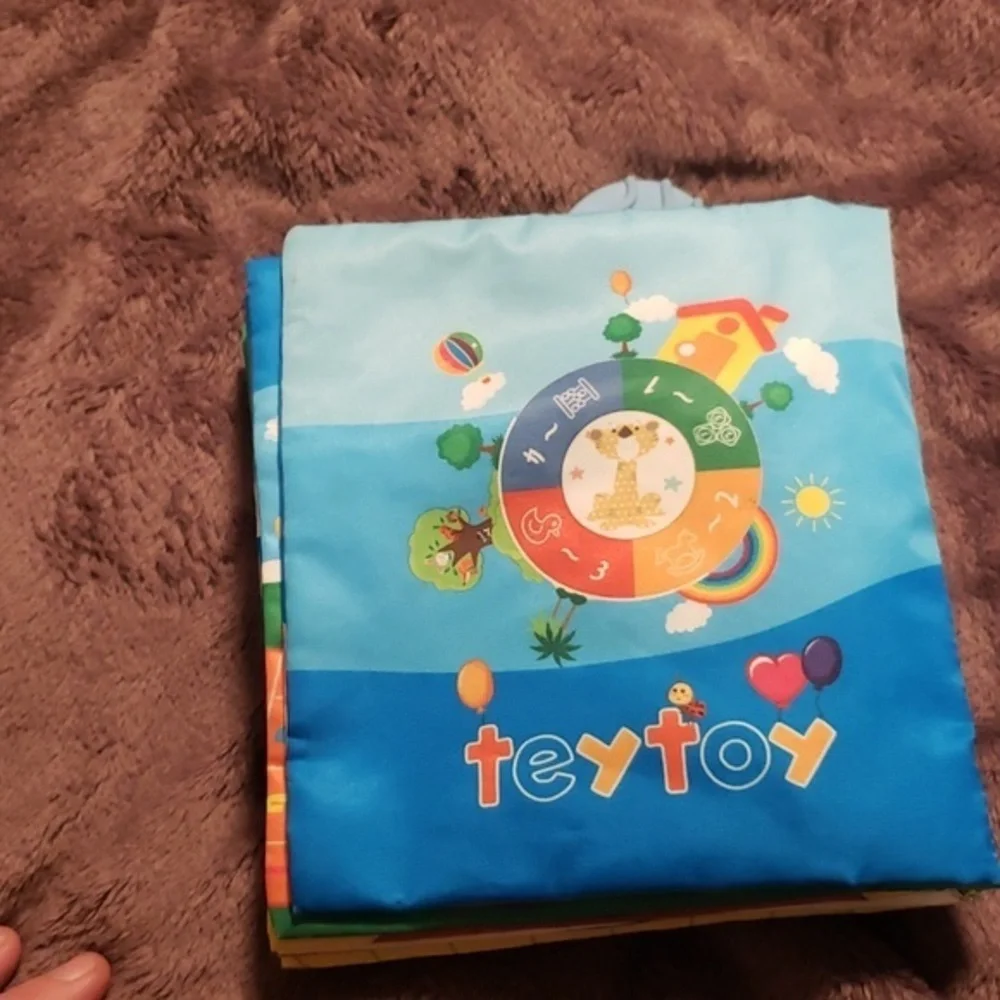 Cloth‎ baby book