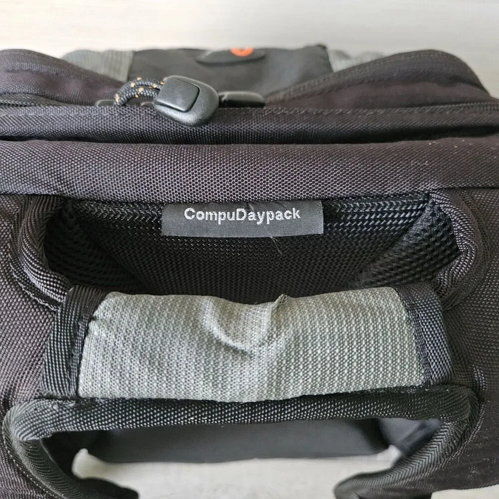 Lowepro CompuDayPack Photo Camera DSLR 250‎ Laptop Travel City Bag Backpack