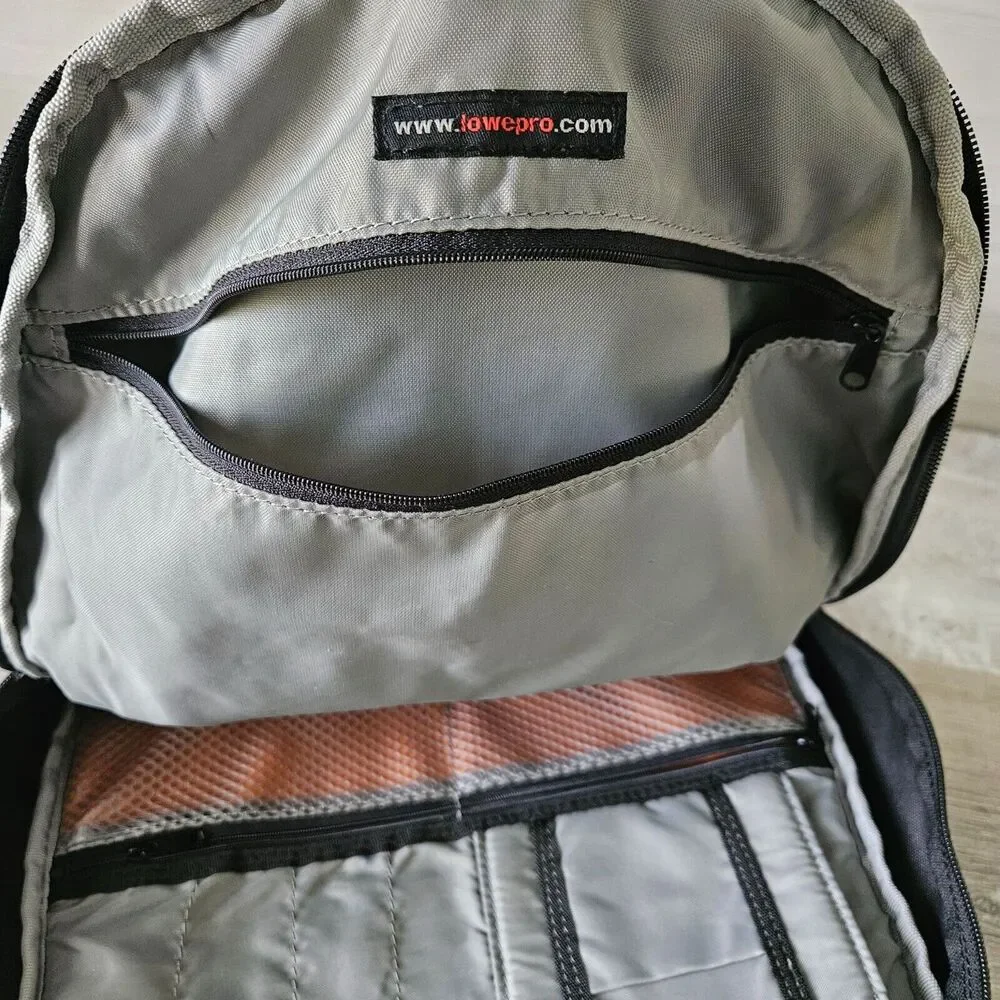 Lowepro CompuDayPack Photo Camera DSLR 250‎ Laptop Travel City Bag Backpack