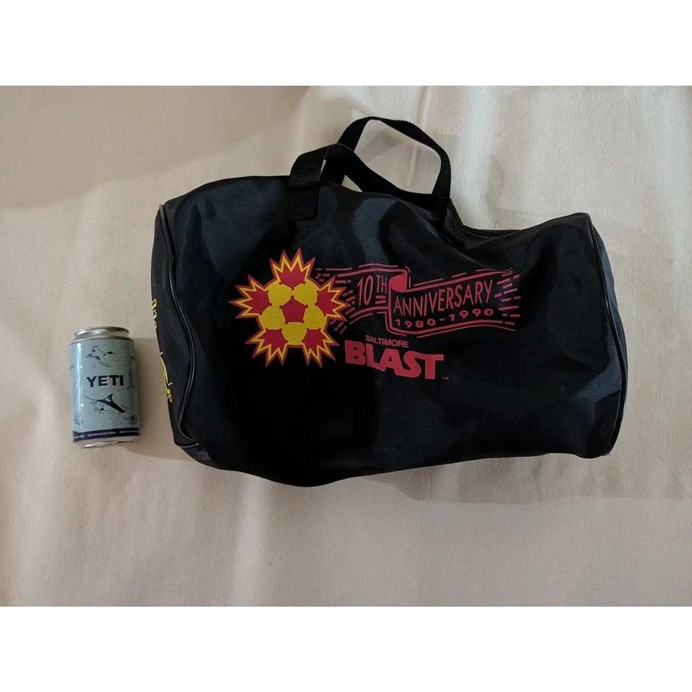 1989 Merry Go Round Baltimore Blast 10th Anniversary Duffel Gym Bag 16 x 9 In