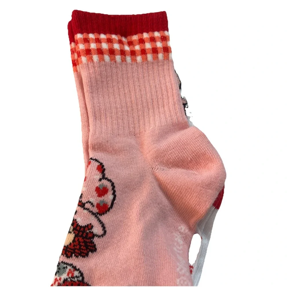 NWT Pack Of‎ 2 Pairs Of Mid-Crew Socks - Shoe Sz 4-10 - Strawberry Shortcake New