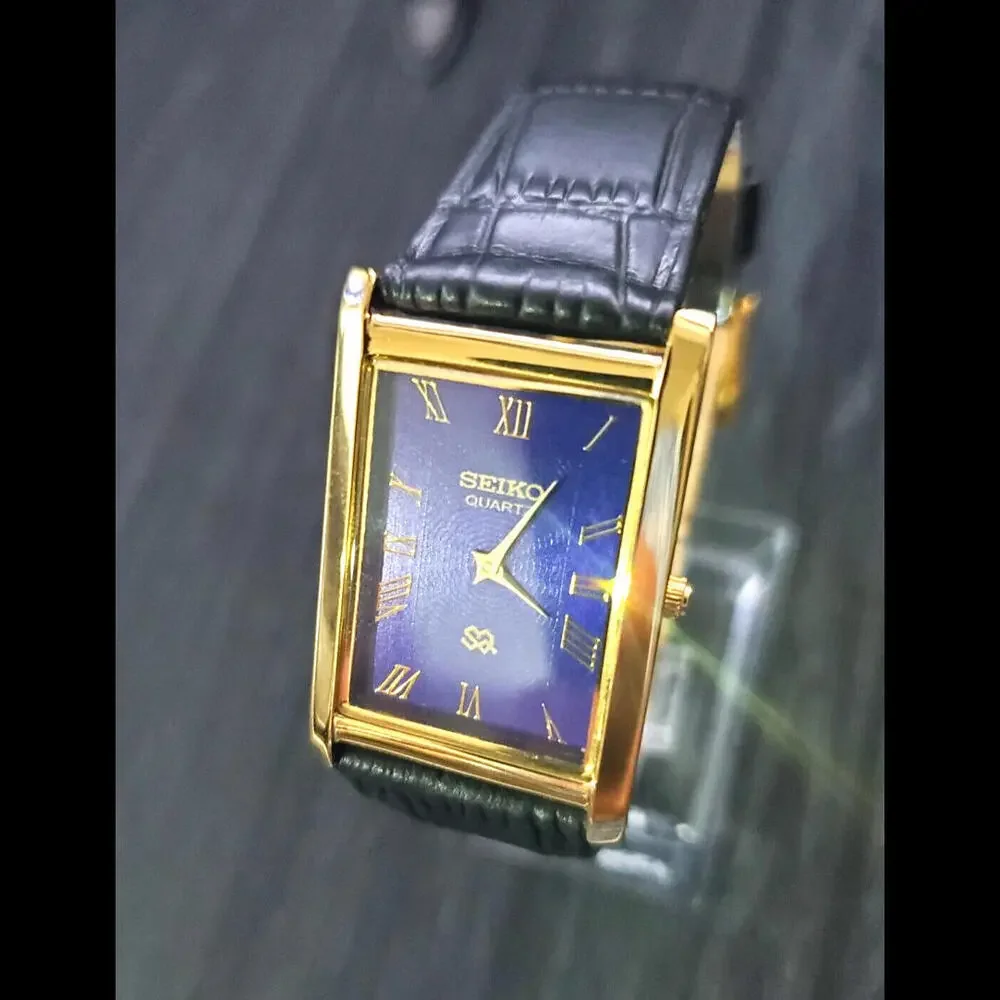 Vintage Tank Men‎ Tank Blue Dial Black Leather Dress Watch New Mvt & Batt 🌟
