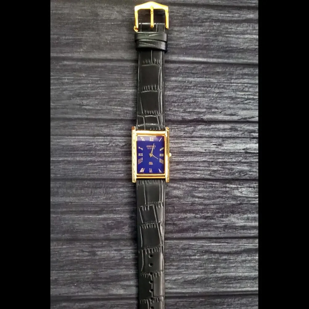 Vintage Tank Men‎ Tank Blue Dial Black Leather Dress Watch New Mvt & Batt 🌟