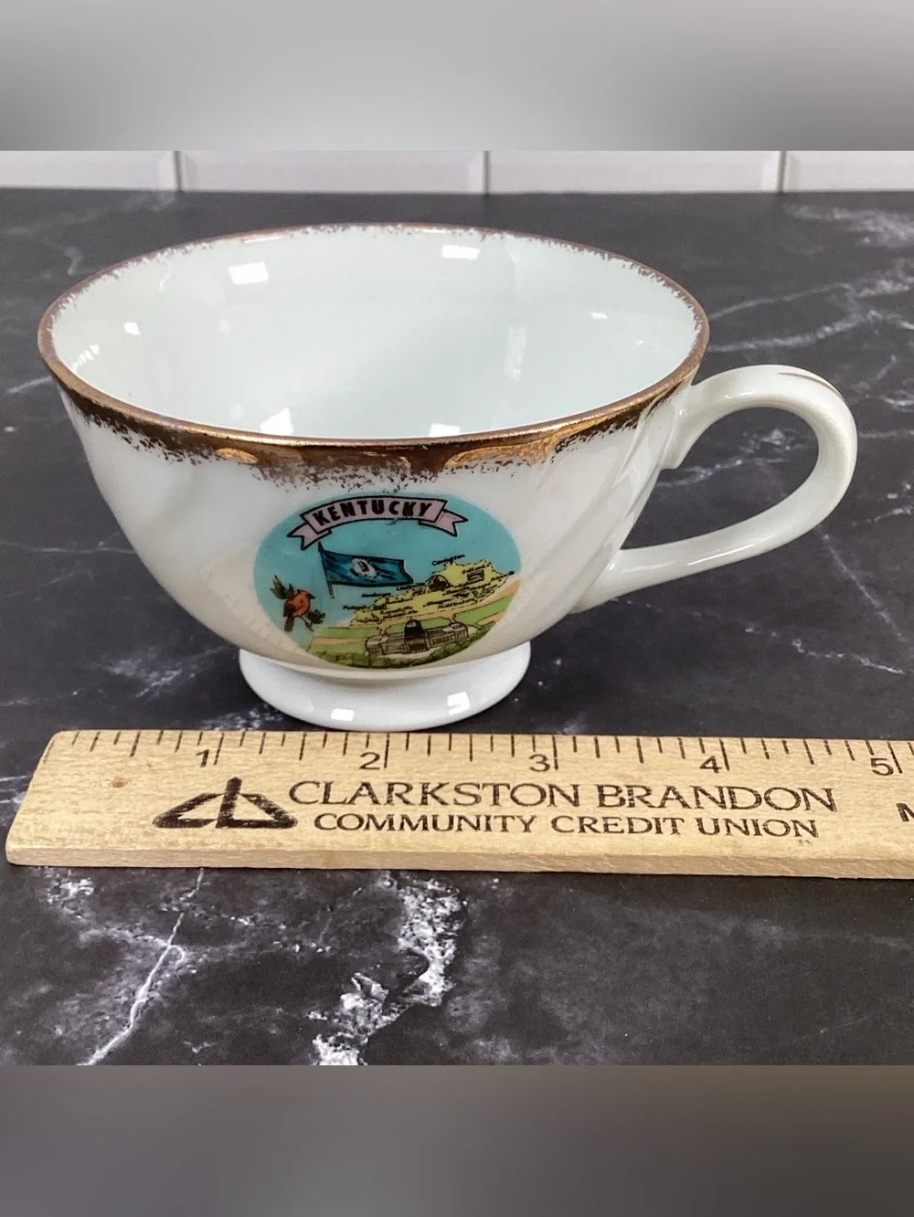 Vintage Collectible Kentucky Souvenir With Gold Trim Tea Cup And Saucer