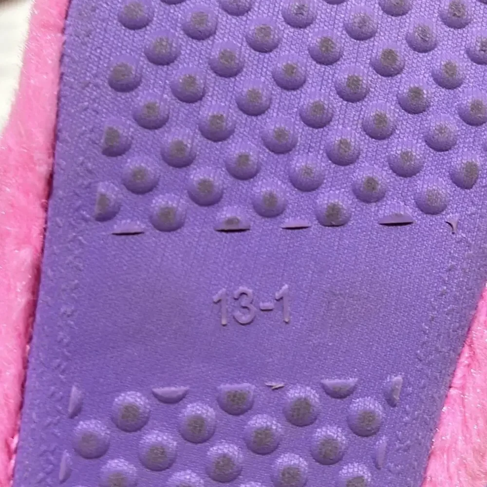 JoJo Siwa cozy soles