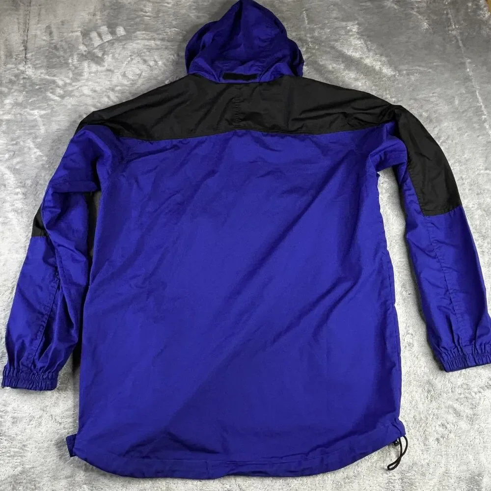 The North Face bold measurements