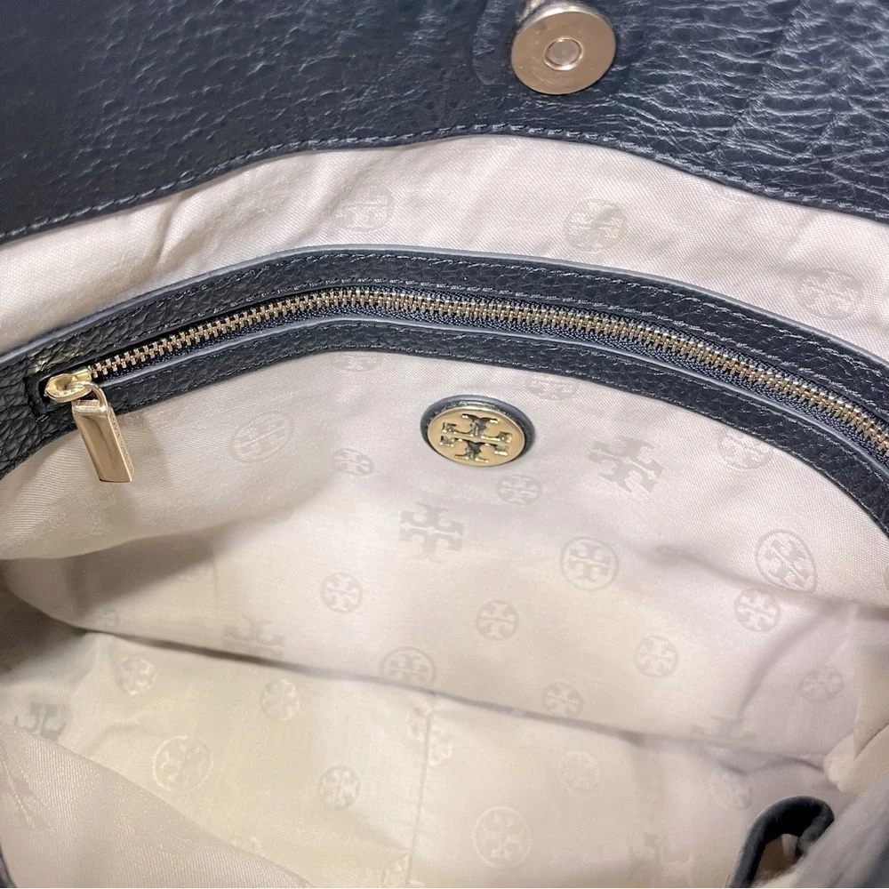 Tory Burch Black Pebble Leather Amanda Flat‎ Hobo Bag