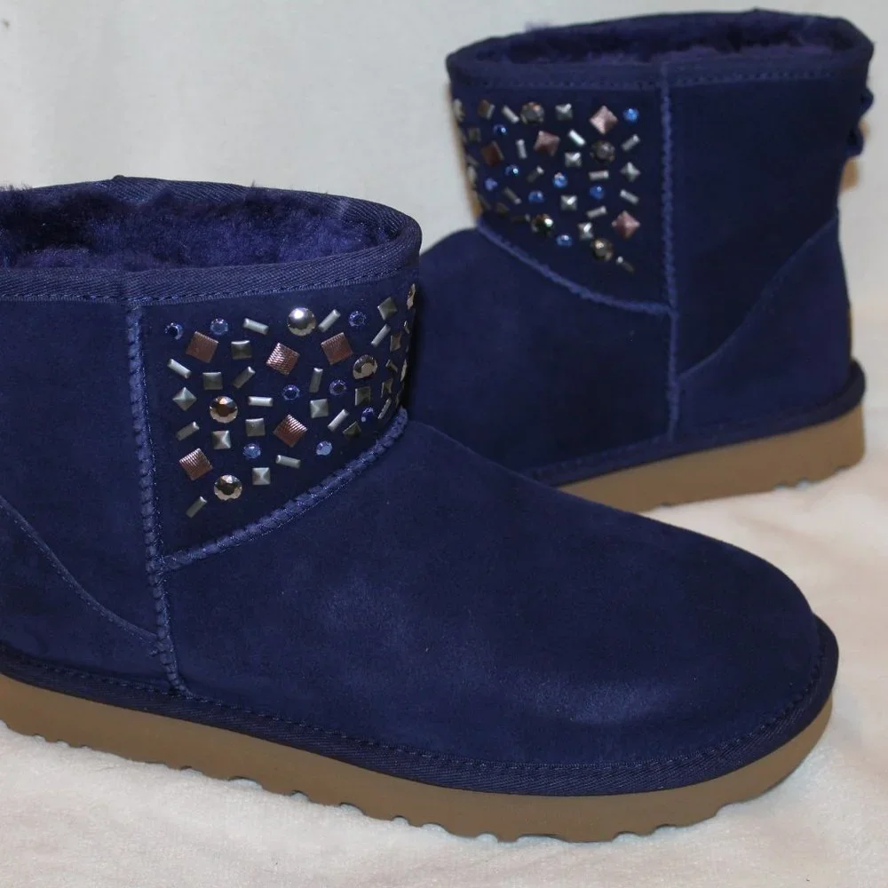 UGG this classic