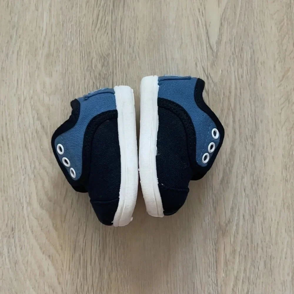 TOMS - Tiny Paseos Shoes, Size: T2 US Toddler,‎ Color: Black Blue