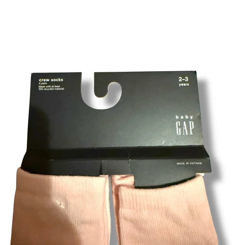 GAP nwt baby