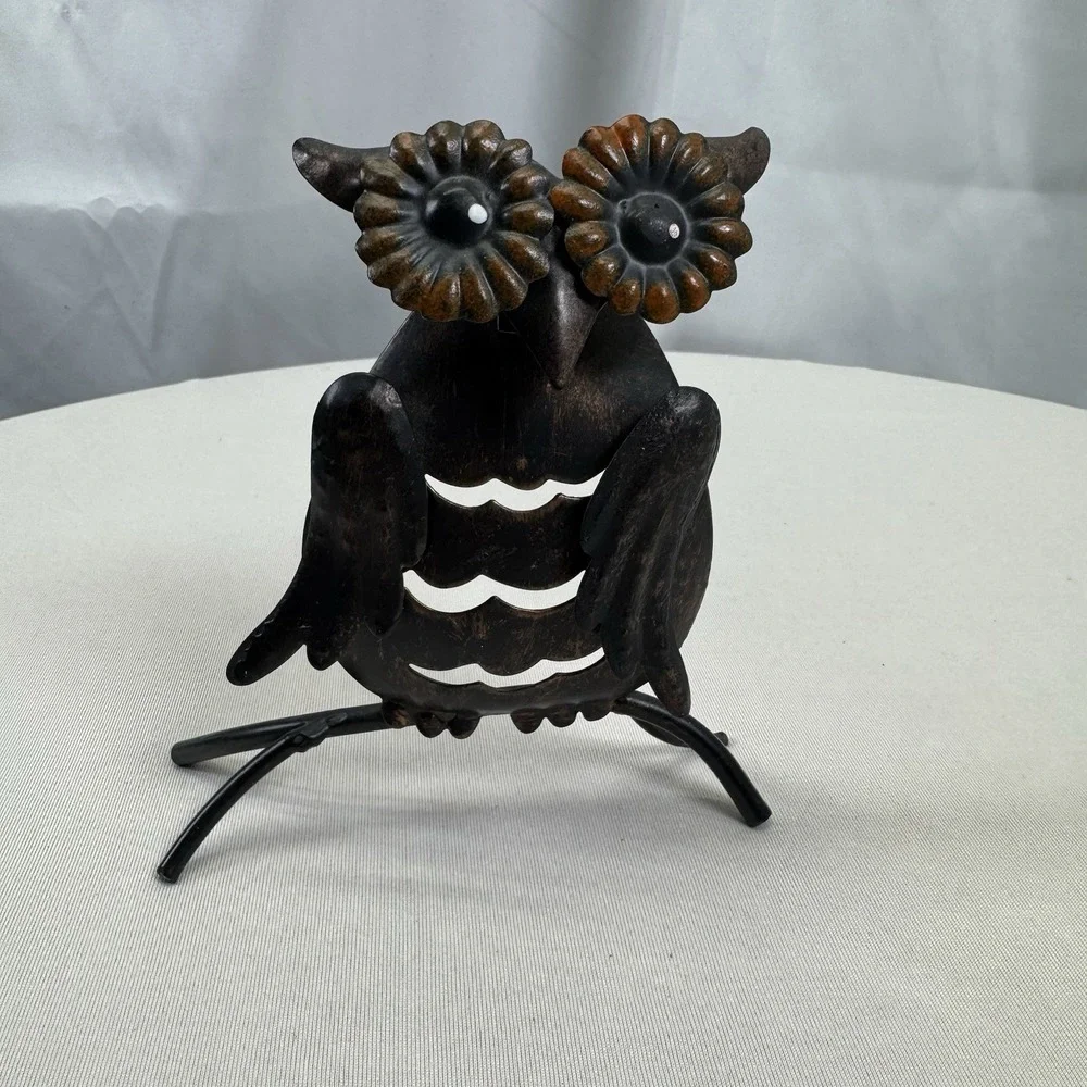 Pier 1 Primitive Picture HoldersRustic‎ Brown Owl Shaped Photo Holder Clip