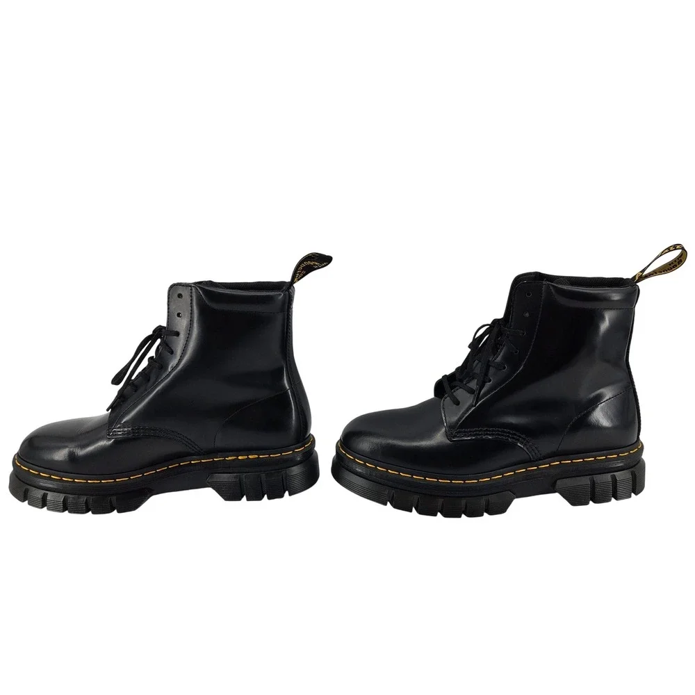 Dr. Martens keywords goth