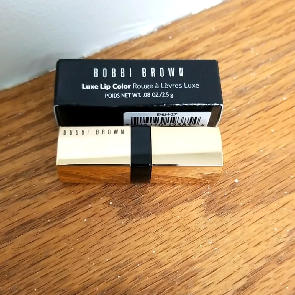 Bobbi Brown bobbi brown