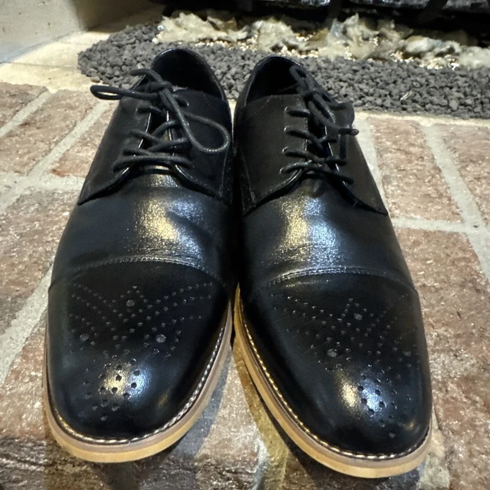 Stacy Adams scuffs preowned