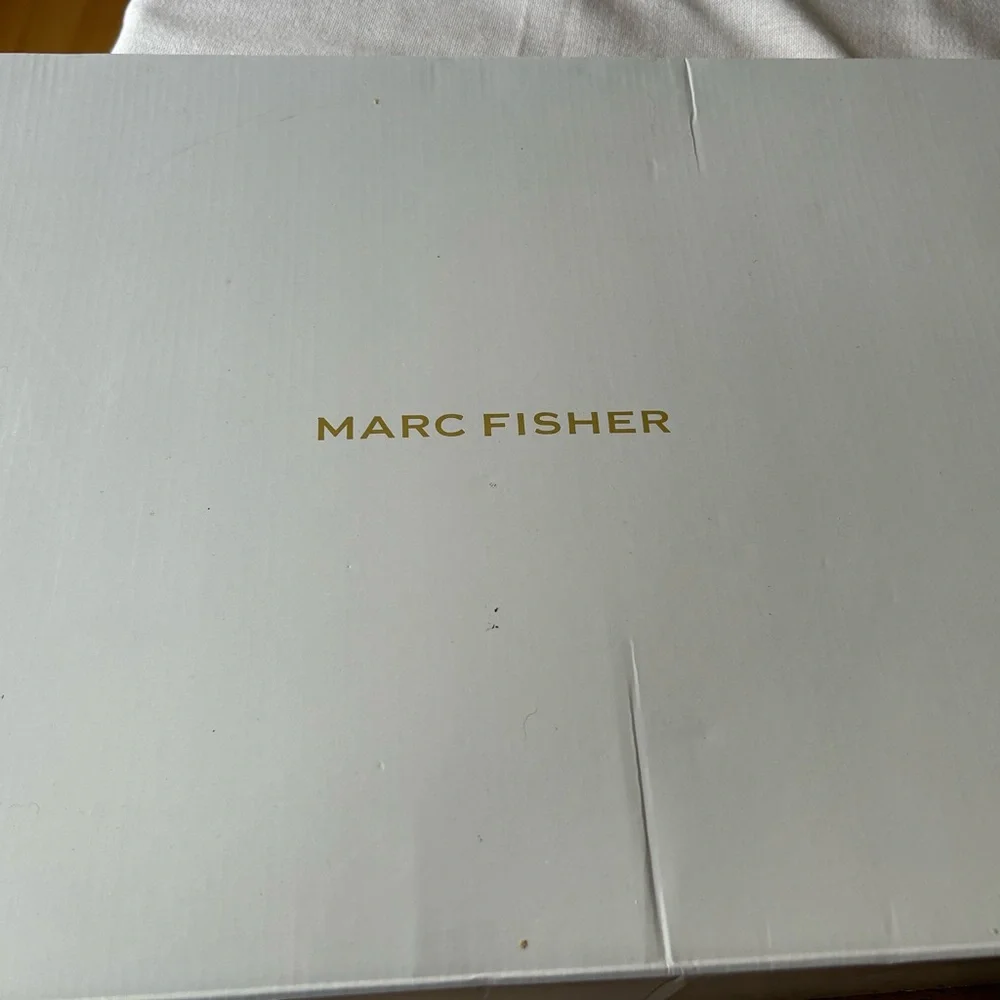 Marc Fisher calf it