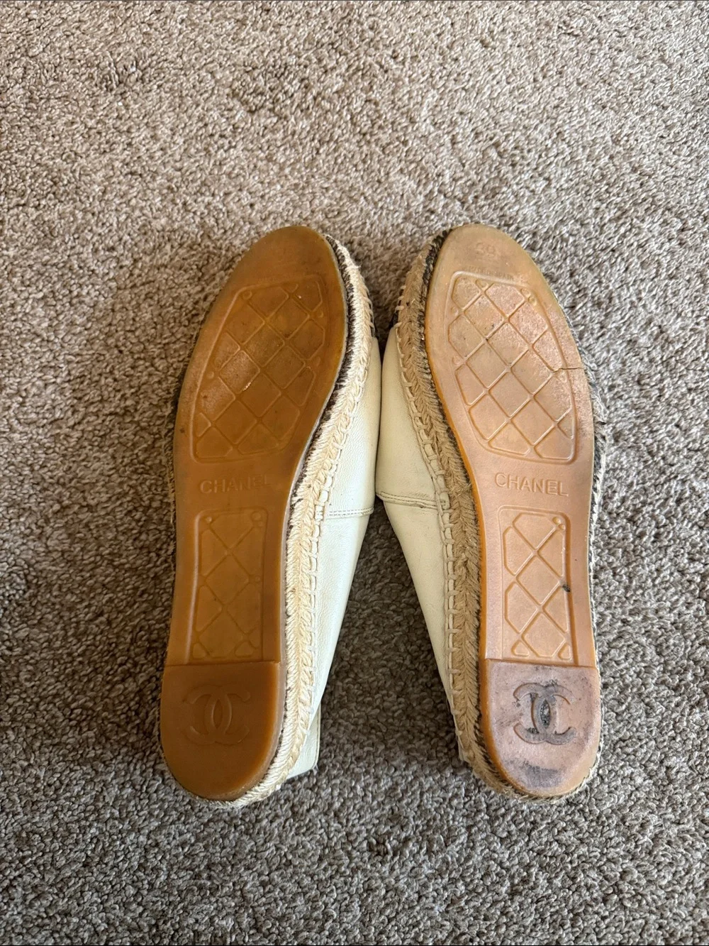 CHANEL leather espadrille