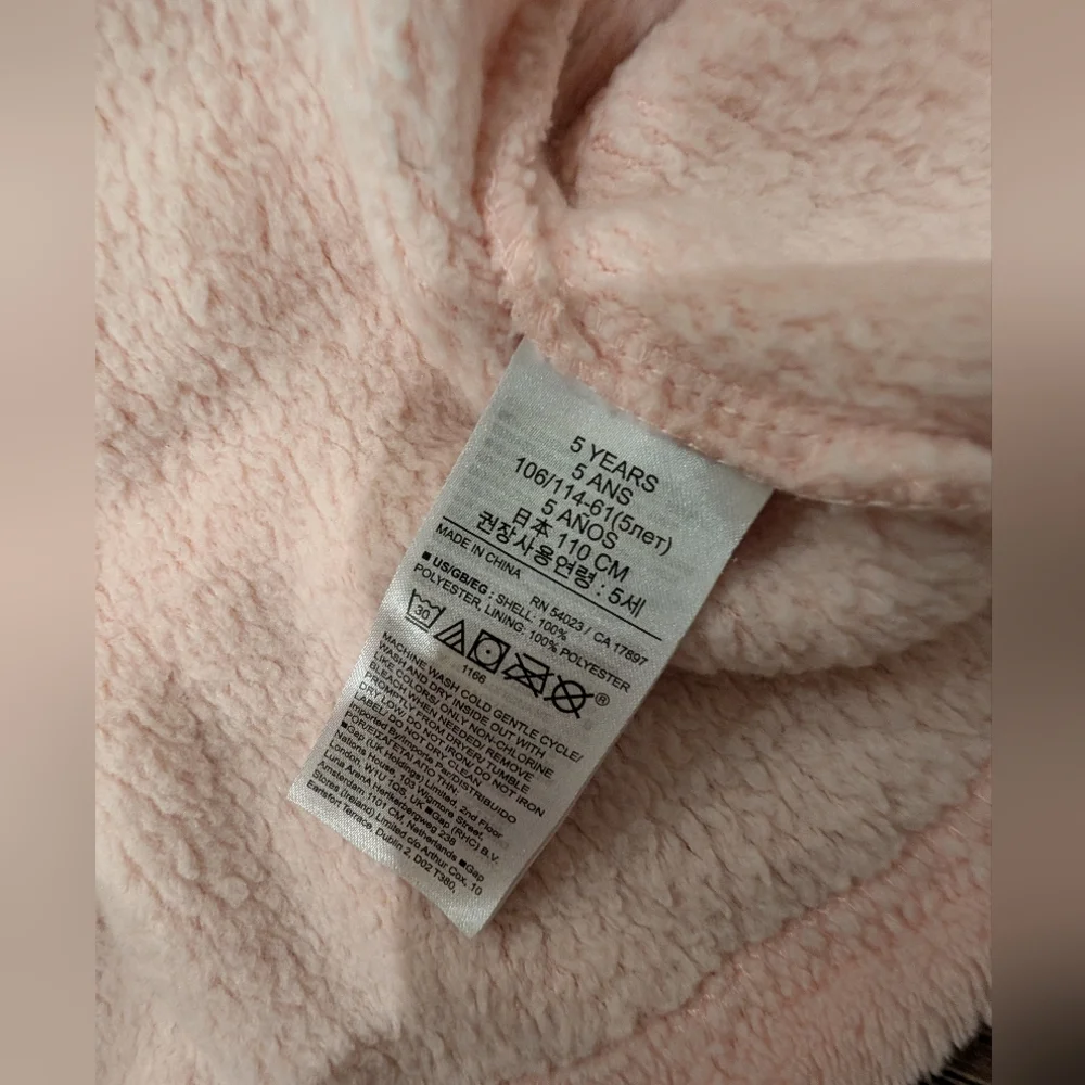 GAP robe bear