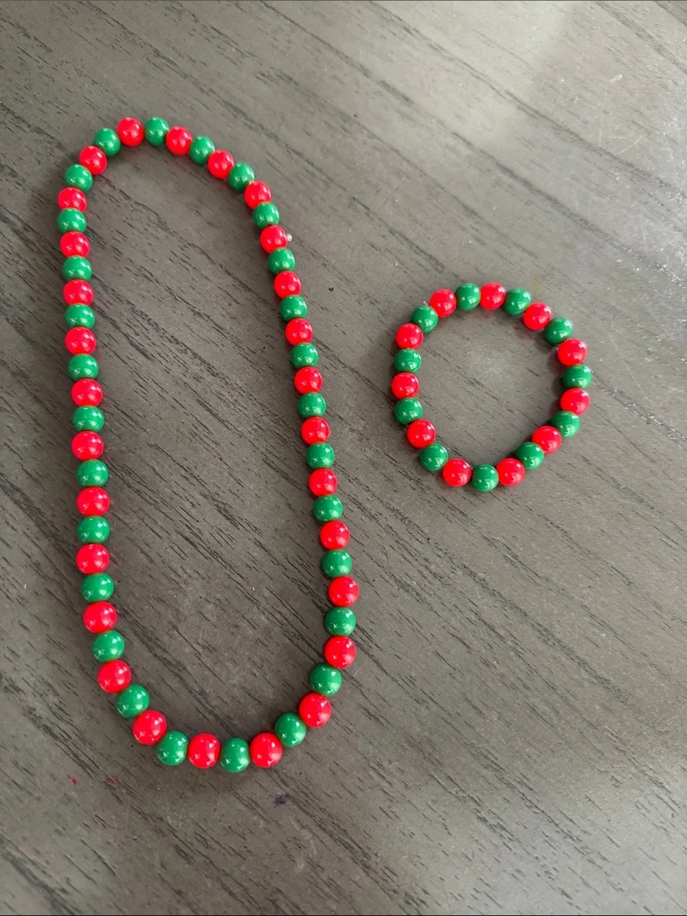 Handmade Christmas Kids Beaded Necklace & Bracelet Set - Red and Green