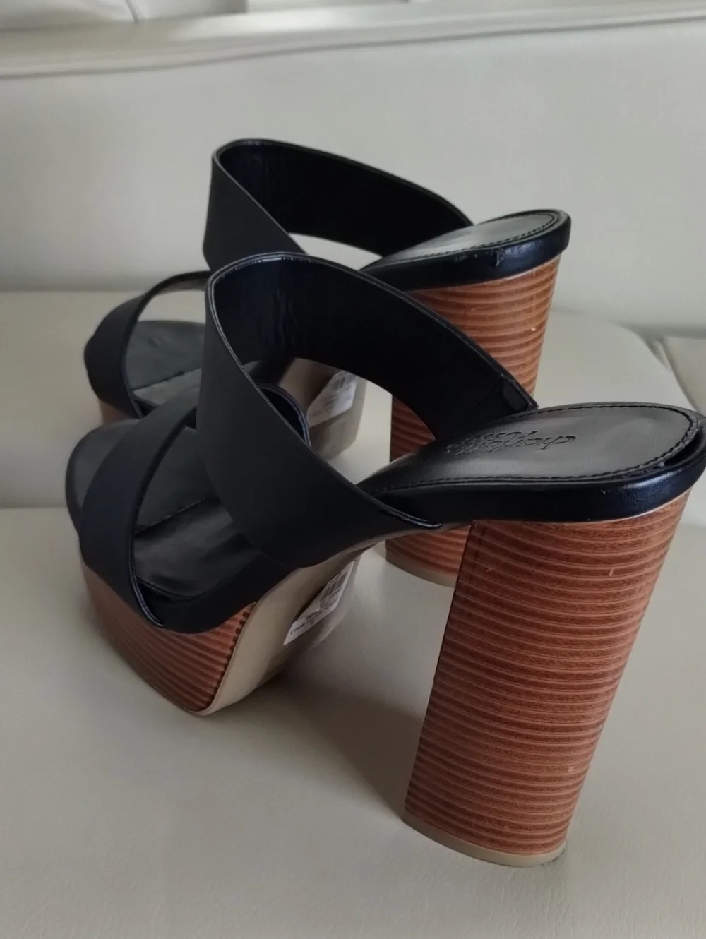 Charlotte Russe Black Strappy Platform Block Heels size 9