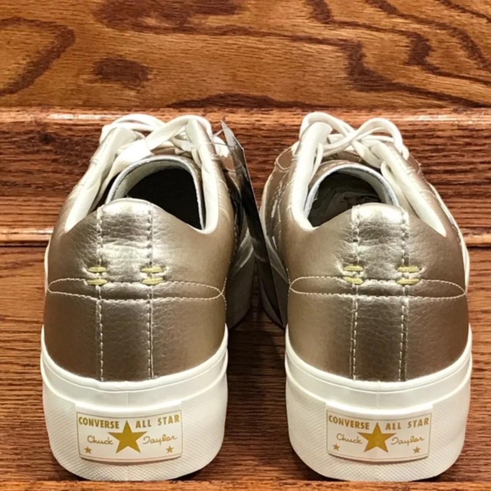 Converse one star