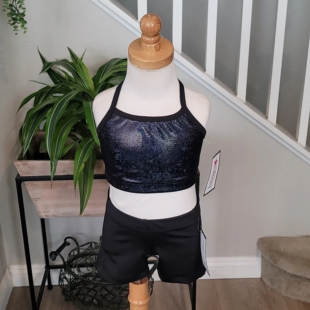 Shimmy Shimmy Inc dancewear style