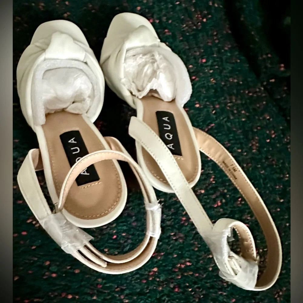 RARE AQUA Lory Platform High Heel Sandals White Brown NWT 7.5