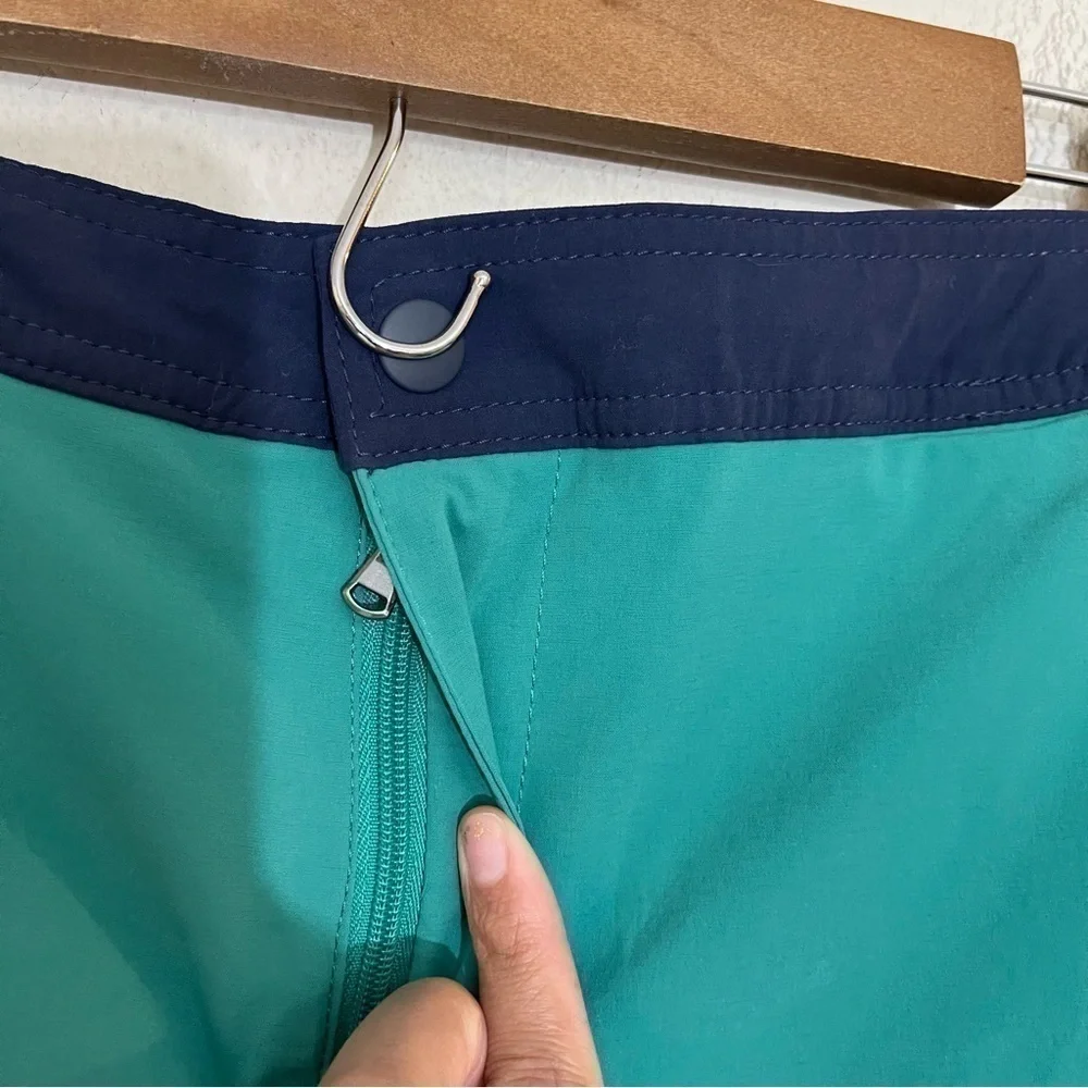 J. Crew Hi-Rise Men Swim Trunk Size 33 Blue Pockets