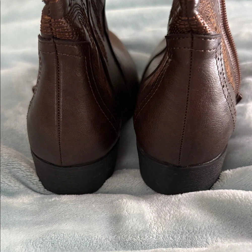 Dream Pairs stylish brown