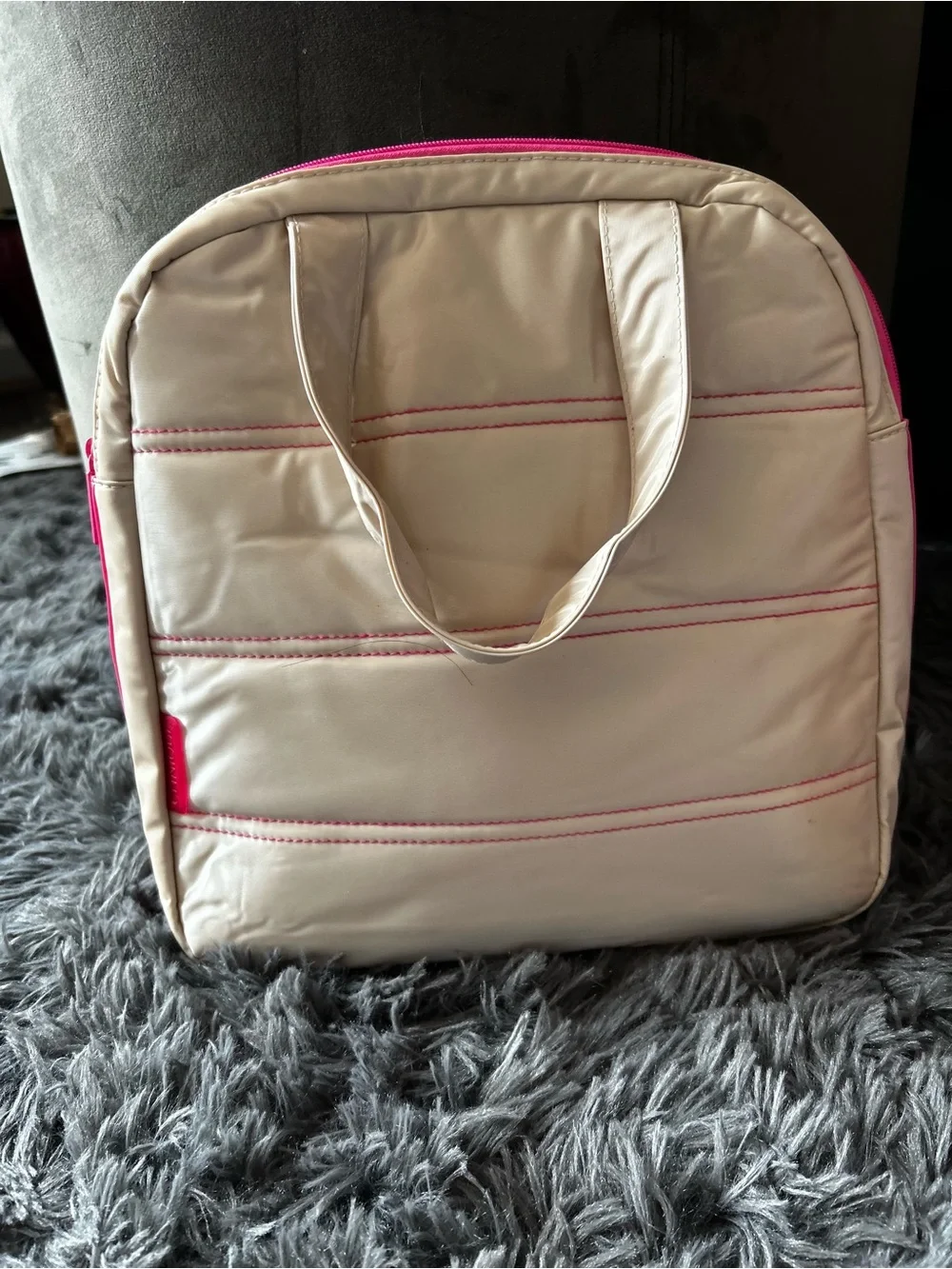 Clinique puffer style