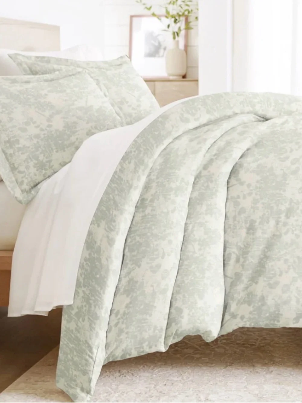 linens & hutch airy feel