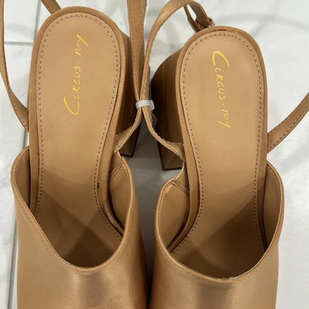 Circus by Sam Edelman Rosa Beige Miranda Platform Ankle Strap Sandal - Size 7.5