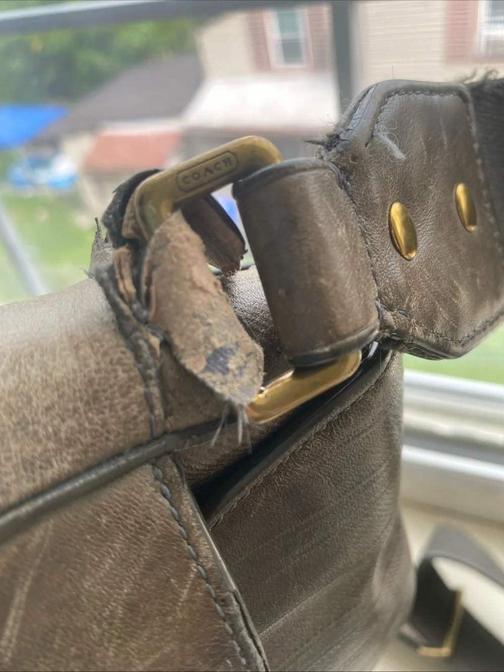 Coach shoulder messenger flap
