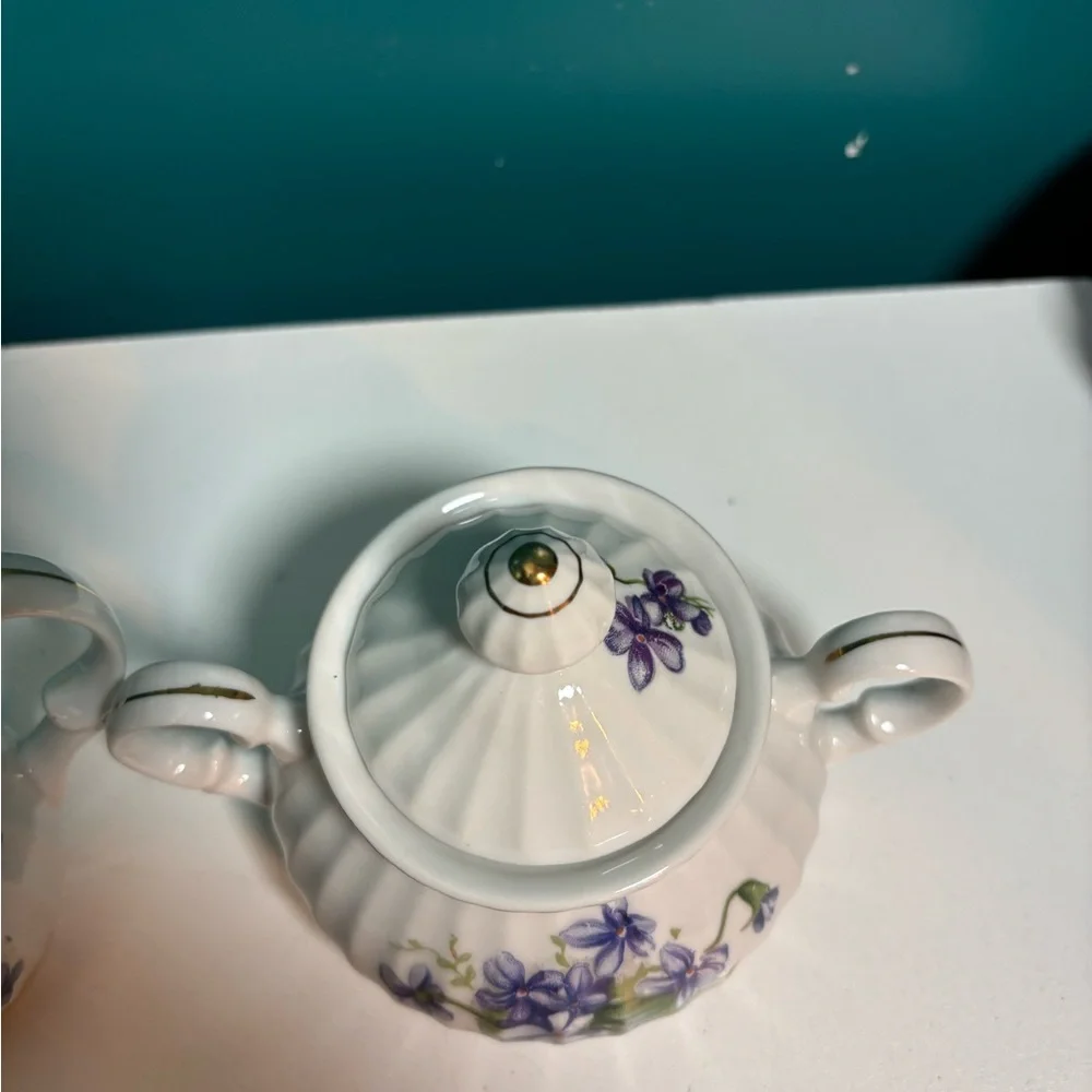 Supreme elegant white