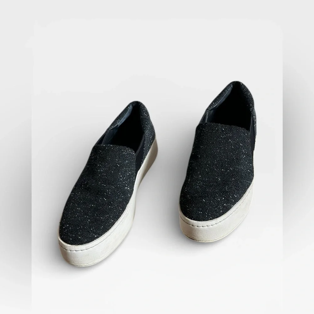 Vince pieces platform