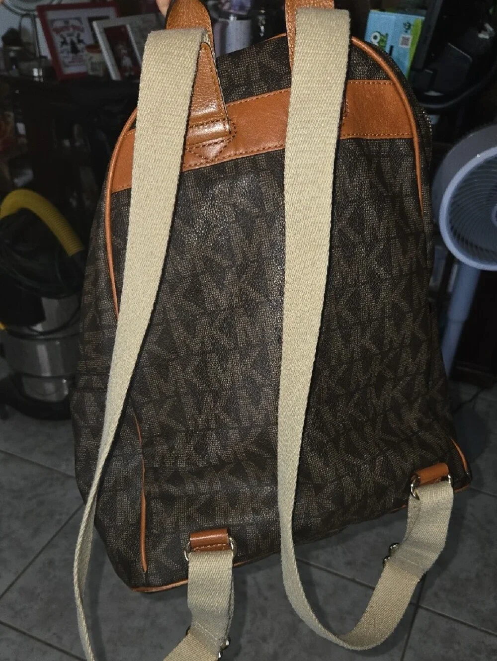 Michael Kors out logo