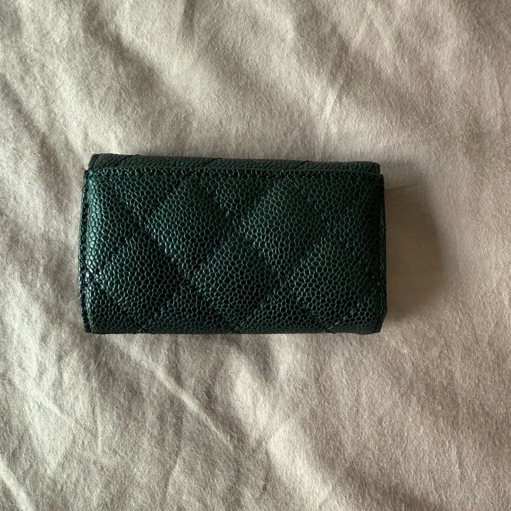 CHANEL Black Quilted Caviar Leather Key Holder with Gold CC