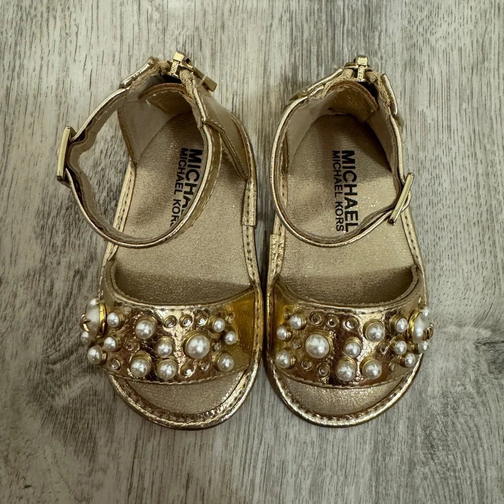 MICHAEL Michael Kors one see spot