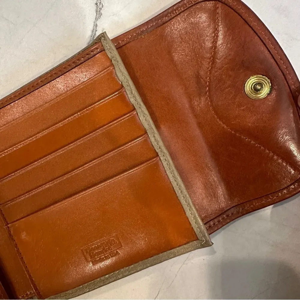 Fossil vintage brown