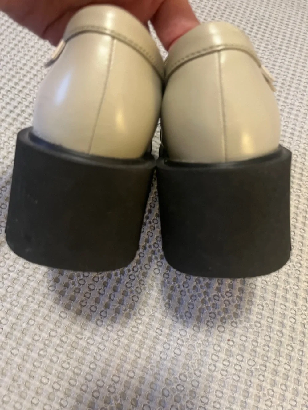 Camper dark cream