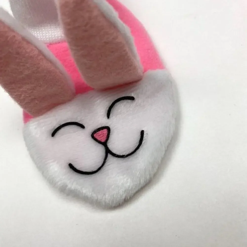 Vintage ears pom