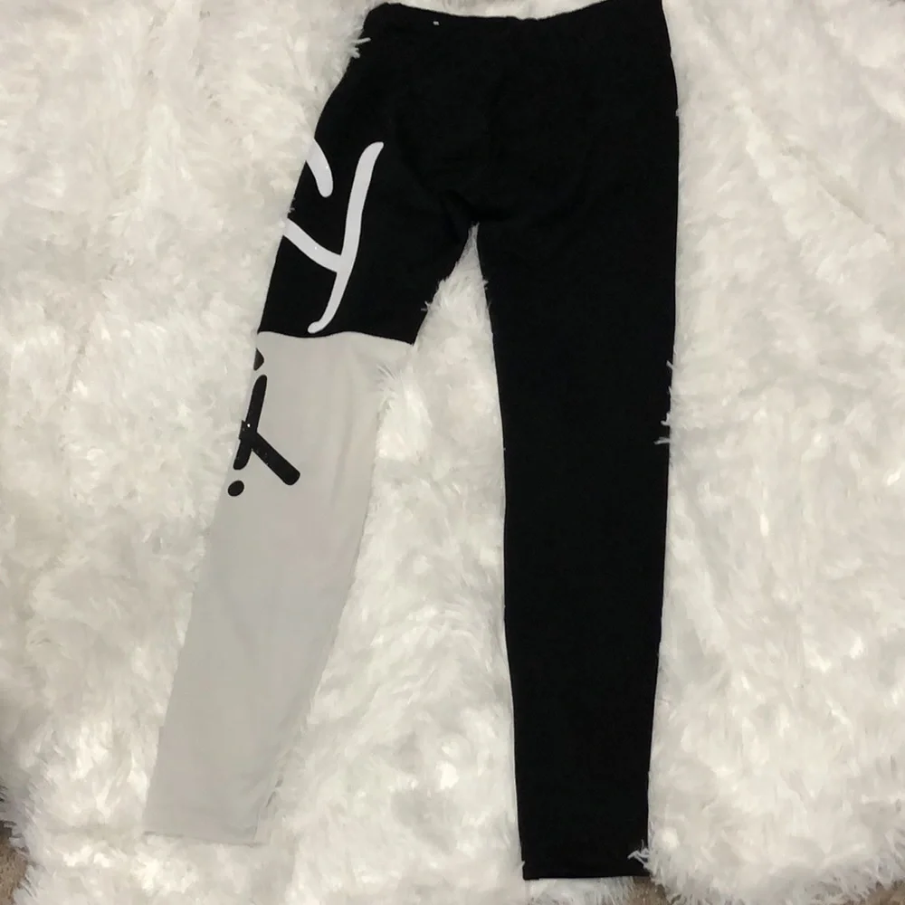 Girl’s JUSTICE Active Black Gray Glitter Logo Leggings Girls Size 12