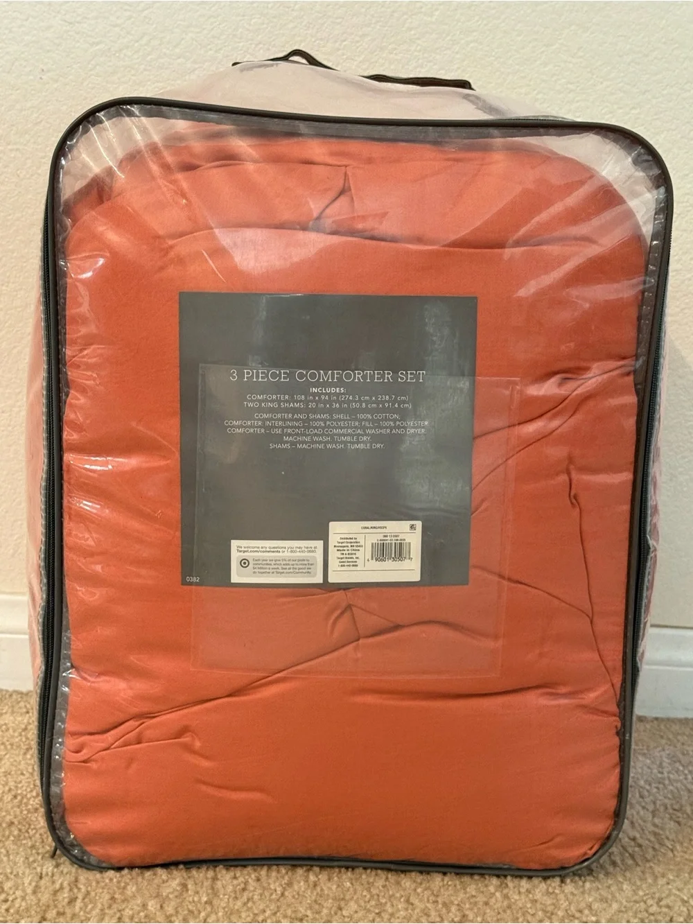 Threshold King Size 3 Piece Comforter Set (Coral)