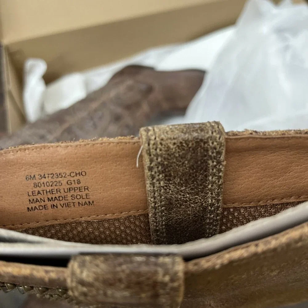 Frye condition new box