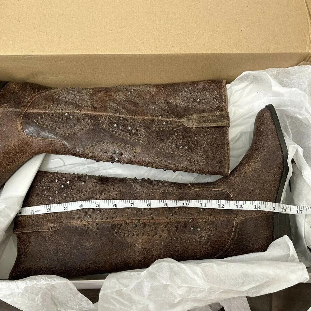 Frye condition new box