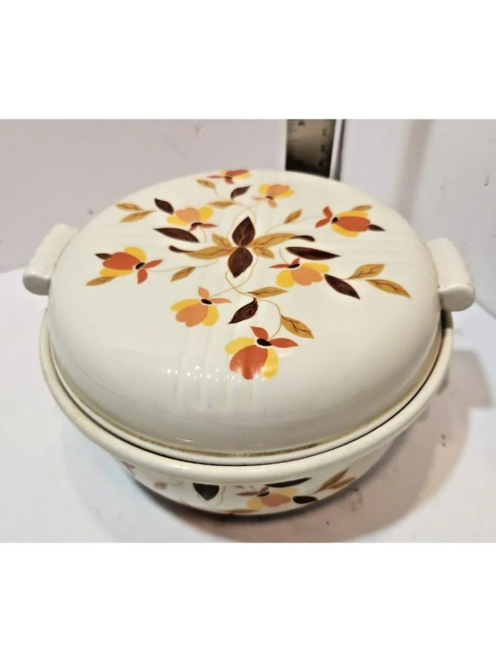 Vtg Hall Autumn Leaf Radiance Covered Casserole 2 QT 8.5