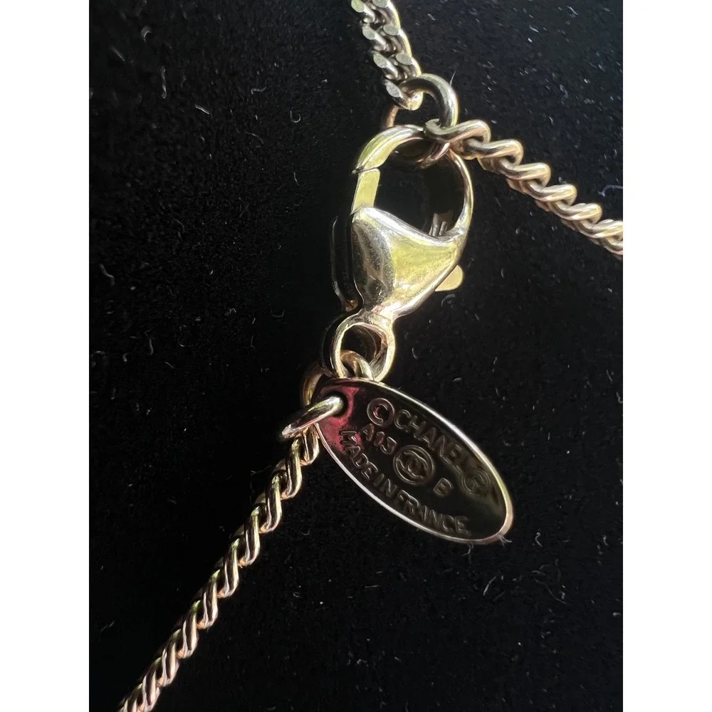 Authentic CHANEL 2013 A13B Graffiti Paint Splatter Pearl CC Gold-Tone Necklace