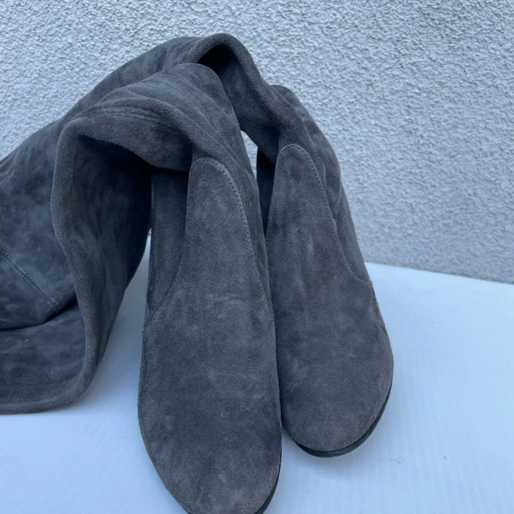 Stuart Weitzman stuart weitzman