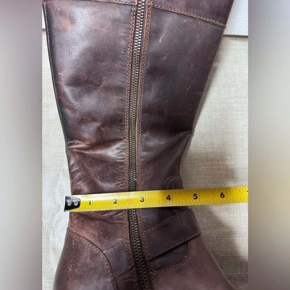Born vintage brown