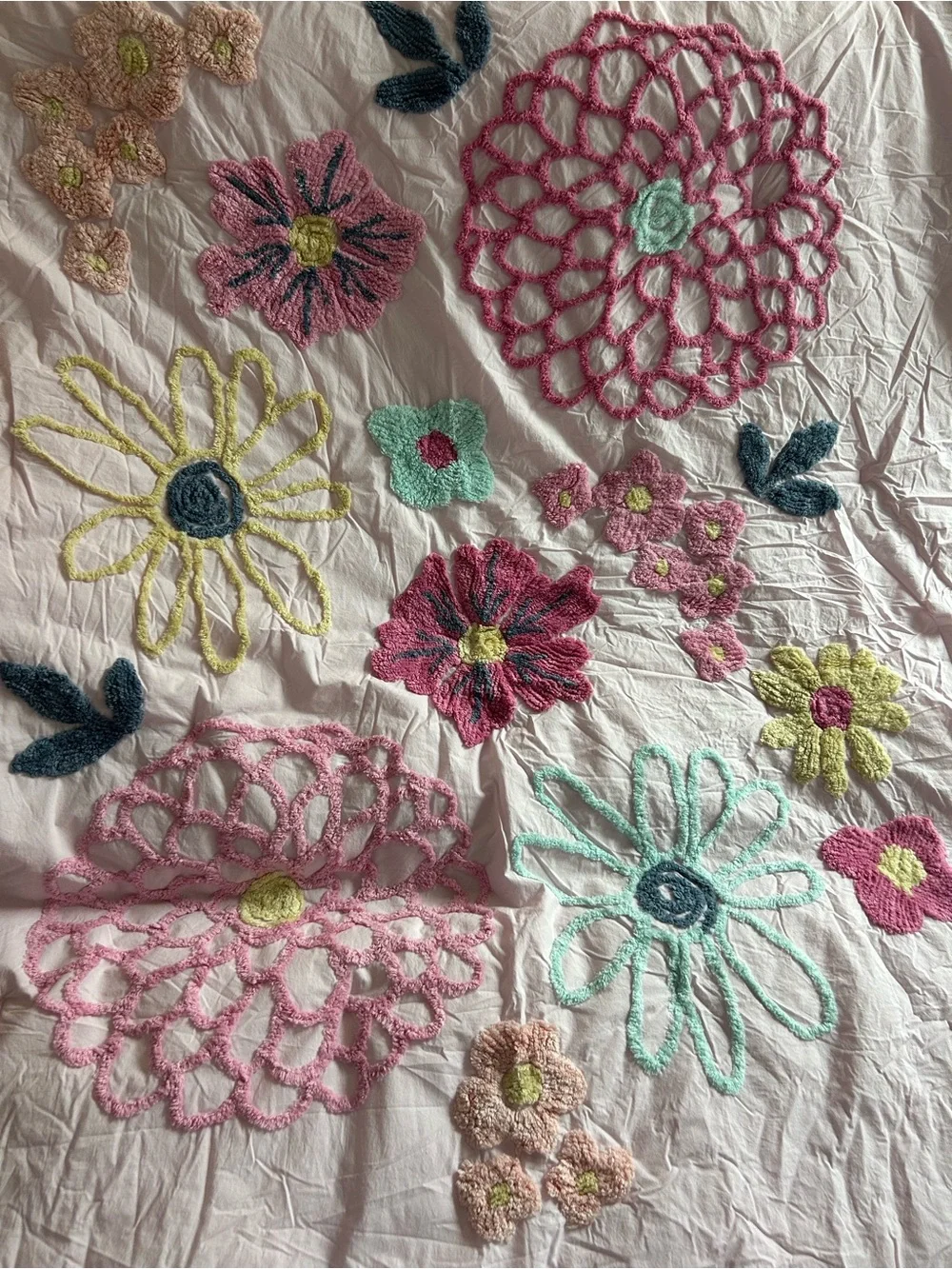 Pottery Barn Kid’s Sasha’s Garden Candlewick Comforter Twin NWOT
